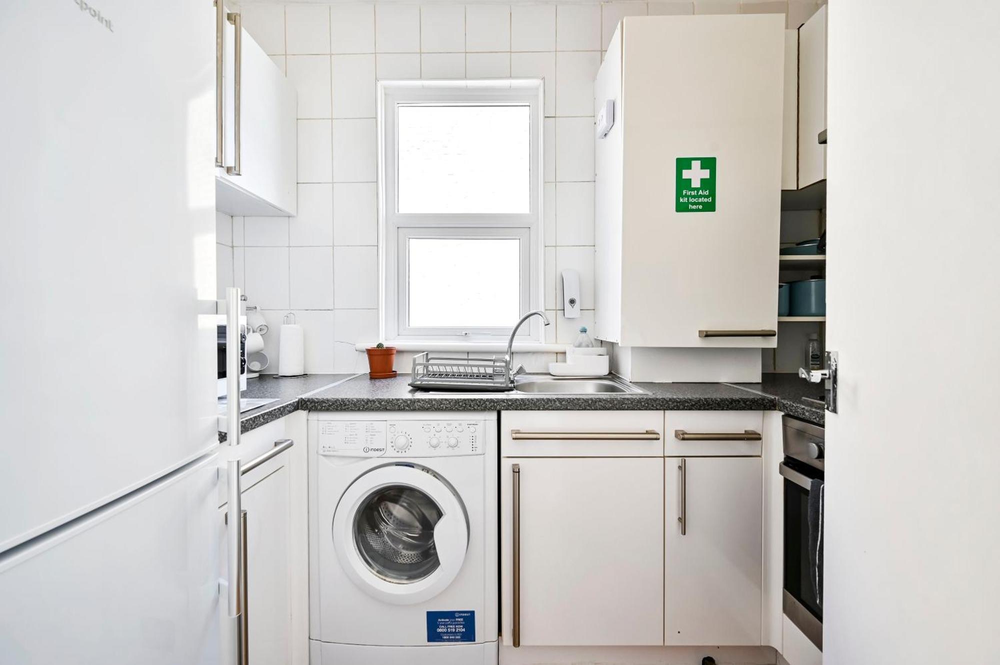 2-bed, Sleeps 8 In Leyton E10, Near Stratford Londres
