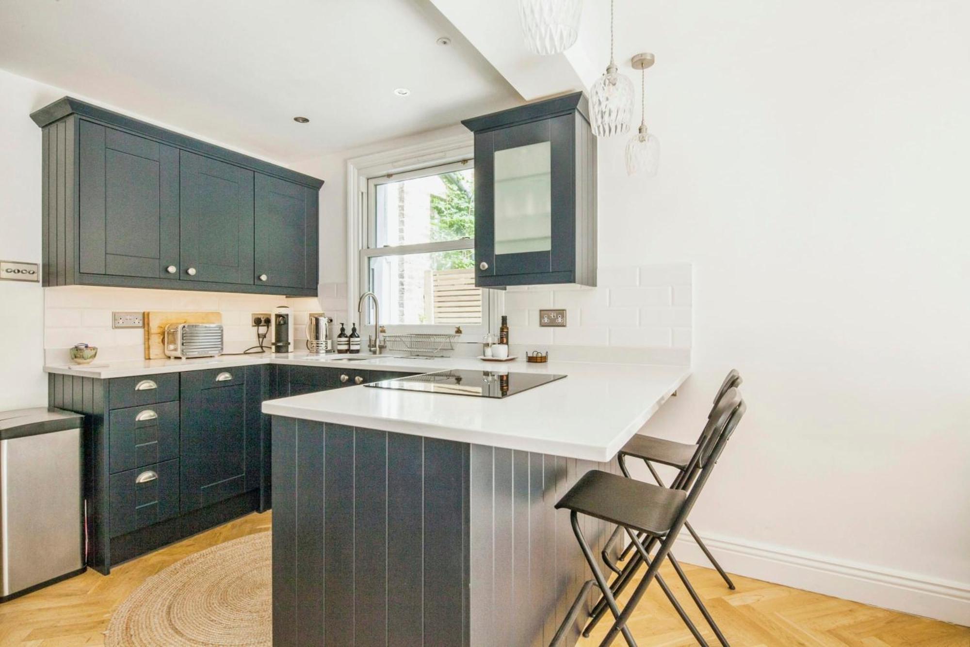 Apartment Stylish 2br Flat With Amazing Patio London