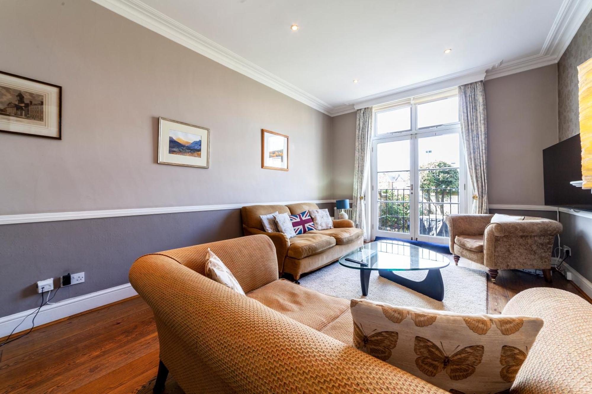 Apartamento Spacious 3br 2bh With Garden In West Putney