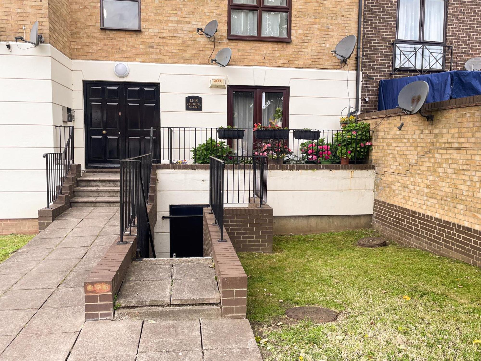 Flat Close To Canary Wharf & Greenwich O2