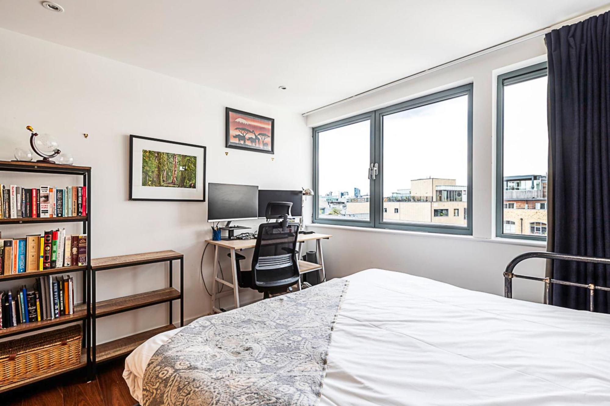Appartement Modern Haven With Terrace View & Urban Charm