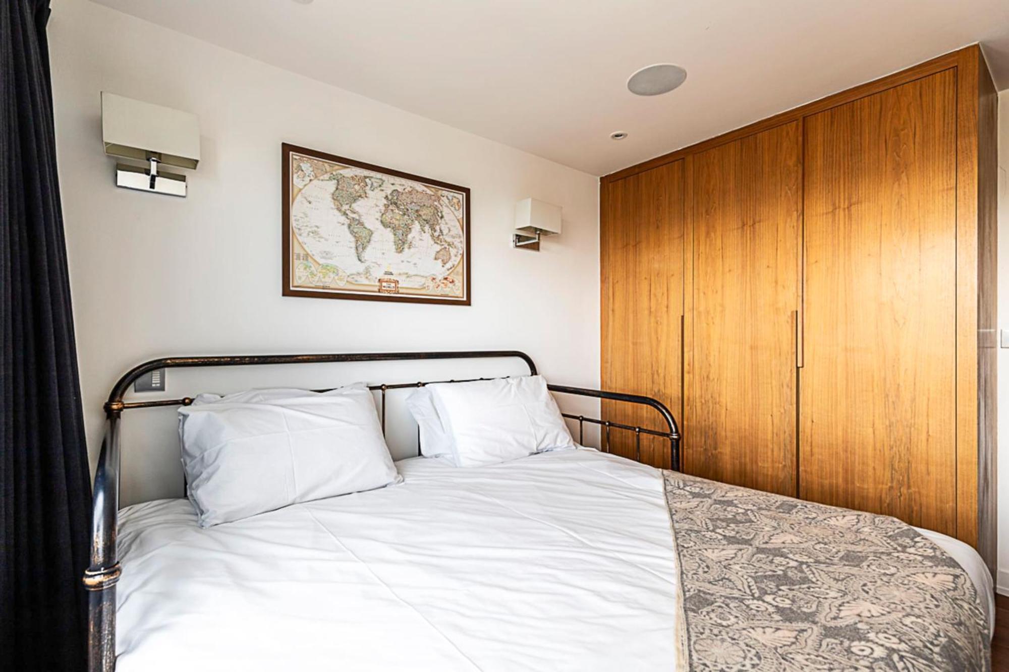 Modern Haven With Terrace View & Urban Charm Appartement Londres