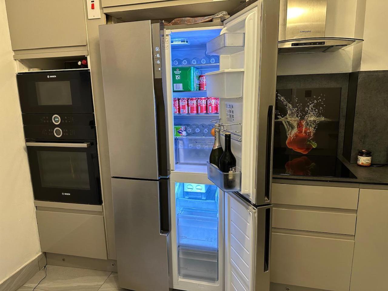 Appartement Stylish 1br W Fireplace & High-speed Wifi Londres