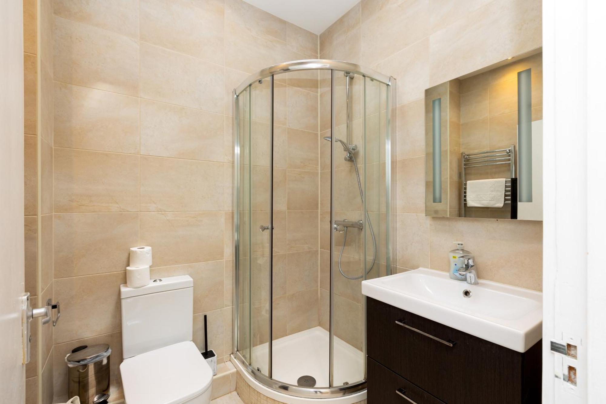 Appartement Expansive 2br Flat, Holloway Road *