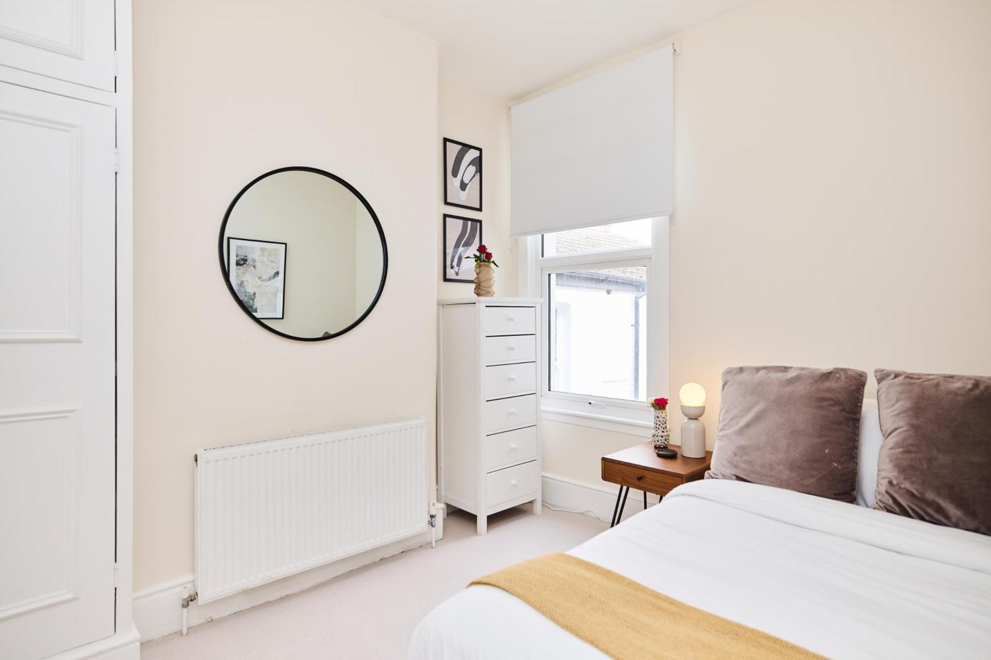 The Fulham Arms - Elegant 3bdr Flat With Terrace *