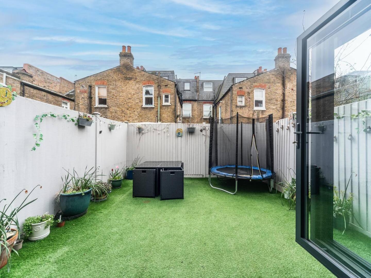 Сasa de vacaciones Pass The Keys - Wonderful Family In Earlsfield Londres