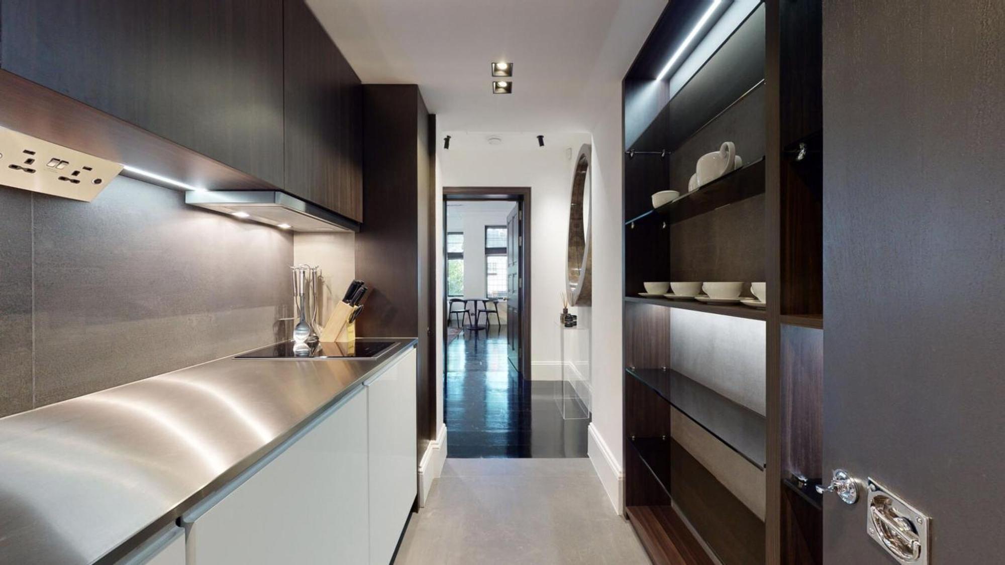 Luxury In Cadogan Square I
