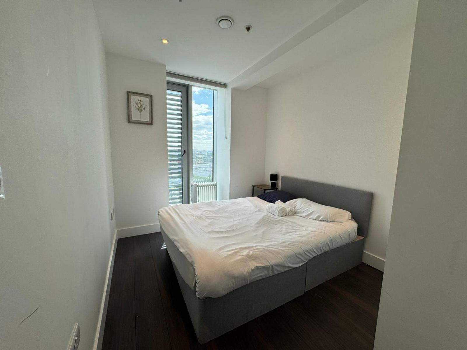 Cozy One Bedroom Flat 20 Mins Central Bp142 * Londen