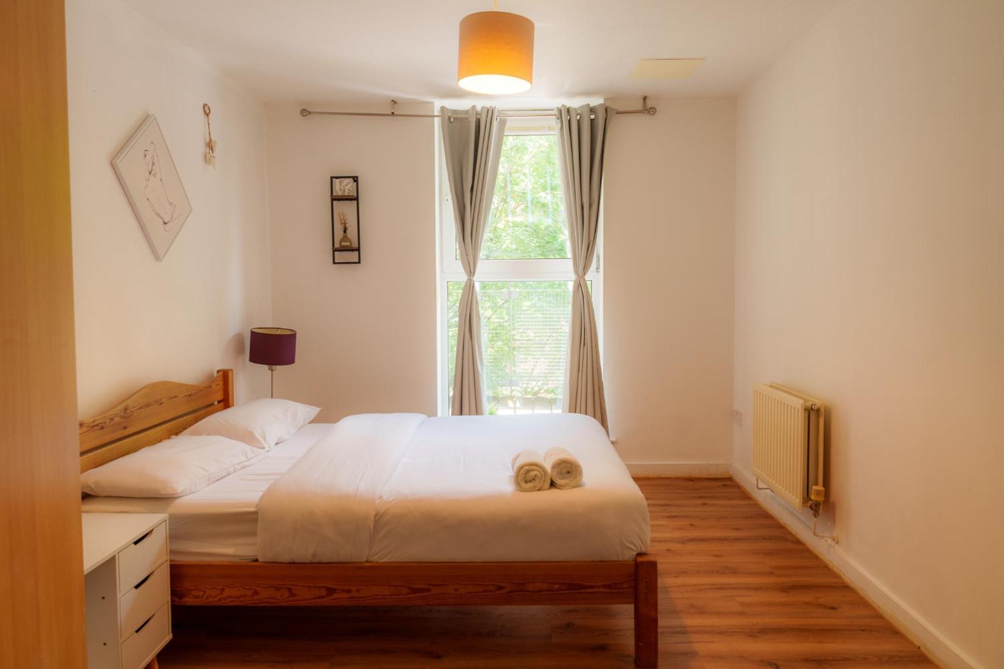 Spacious 2bd 2baths In Appartement *