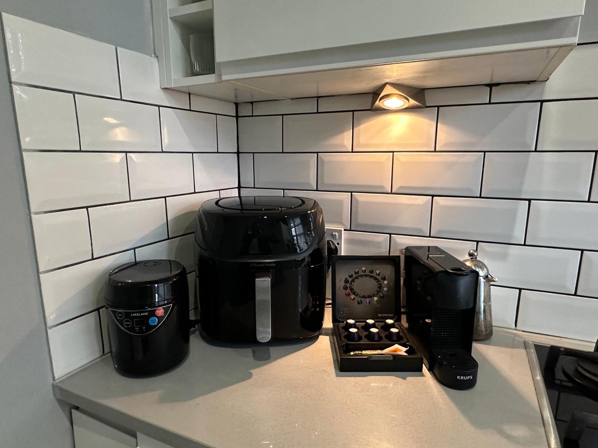 Appartement Tower Bridge, Boutique, Shad Thames Butlers Wharf Secure Parking , Balcony View Of Shard, Luxury With Van Parking Upto 4 Vans Ideal For Builders Shopfitters Secure Cctv Londres