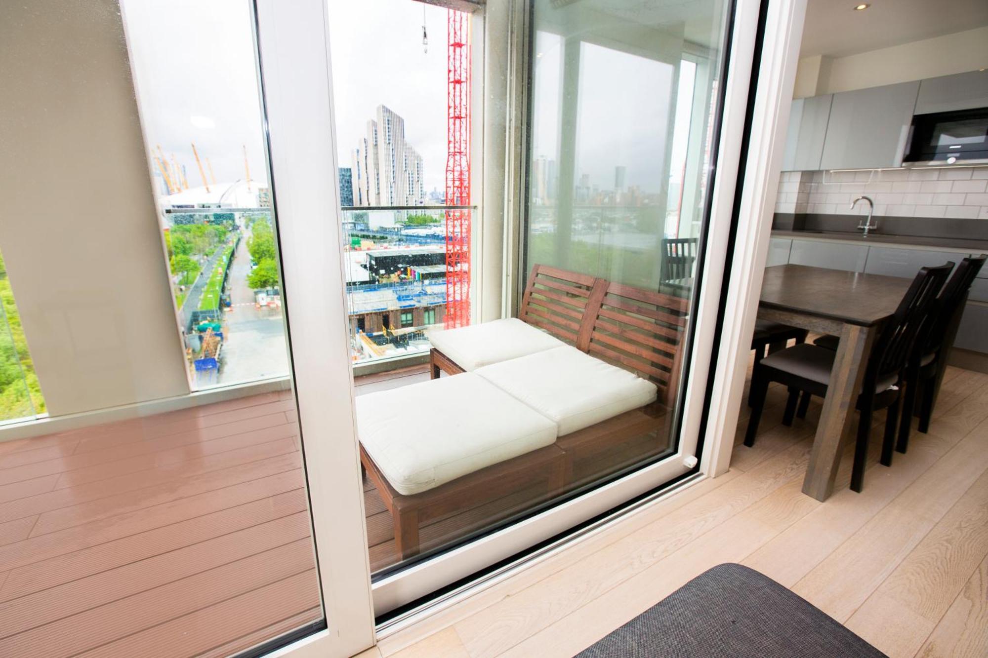 Luxury 2 Bed Near The O2 Appartement