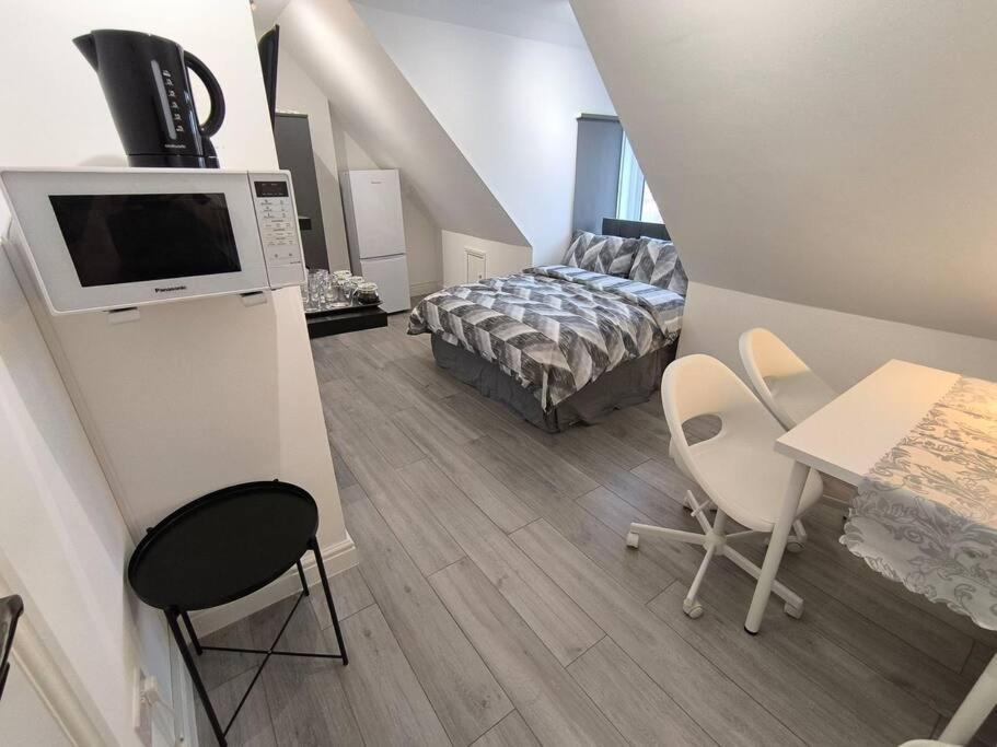 Style Room, Near Tooting Broadway Station Appartement