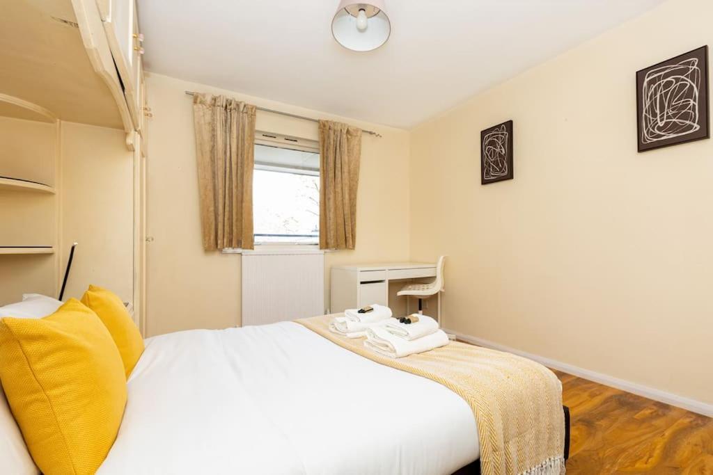 Spacious 4br With Large Balcony Appartement Londres