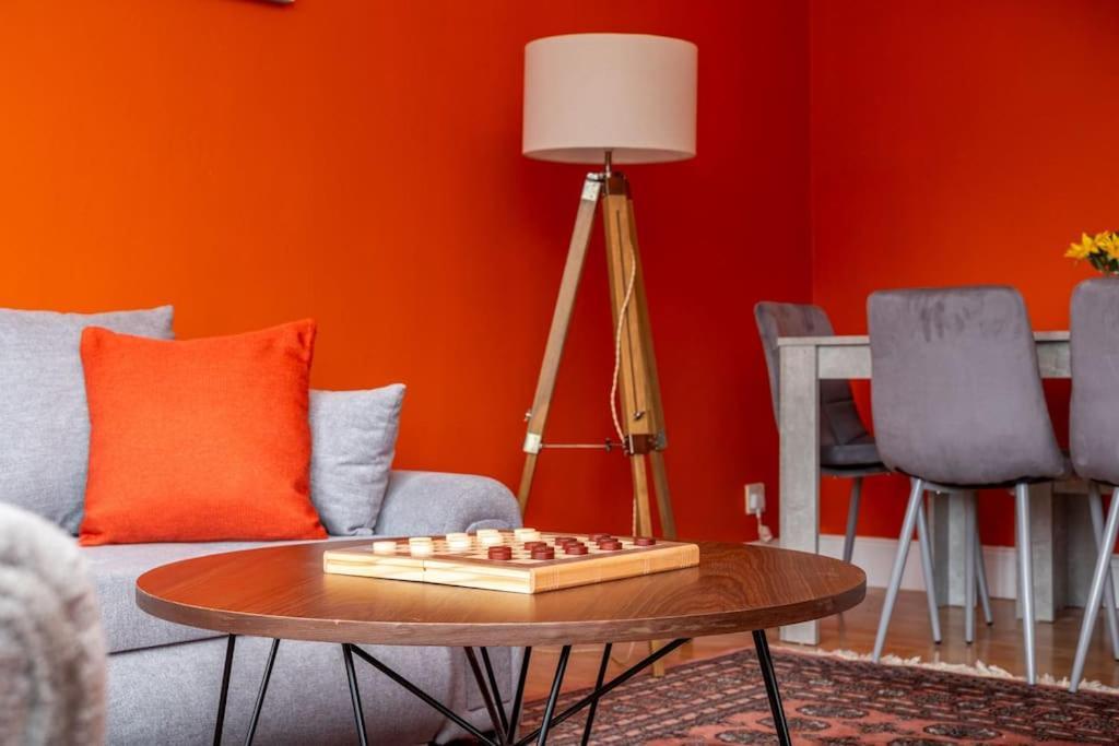 Appartement Spacious 4br With Large Balcony *