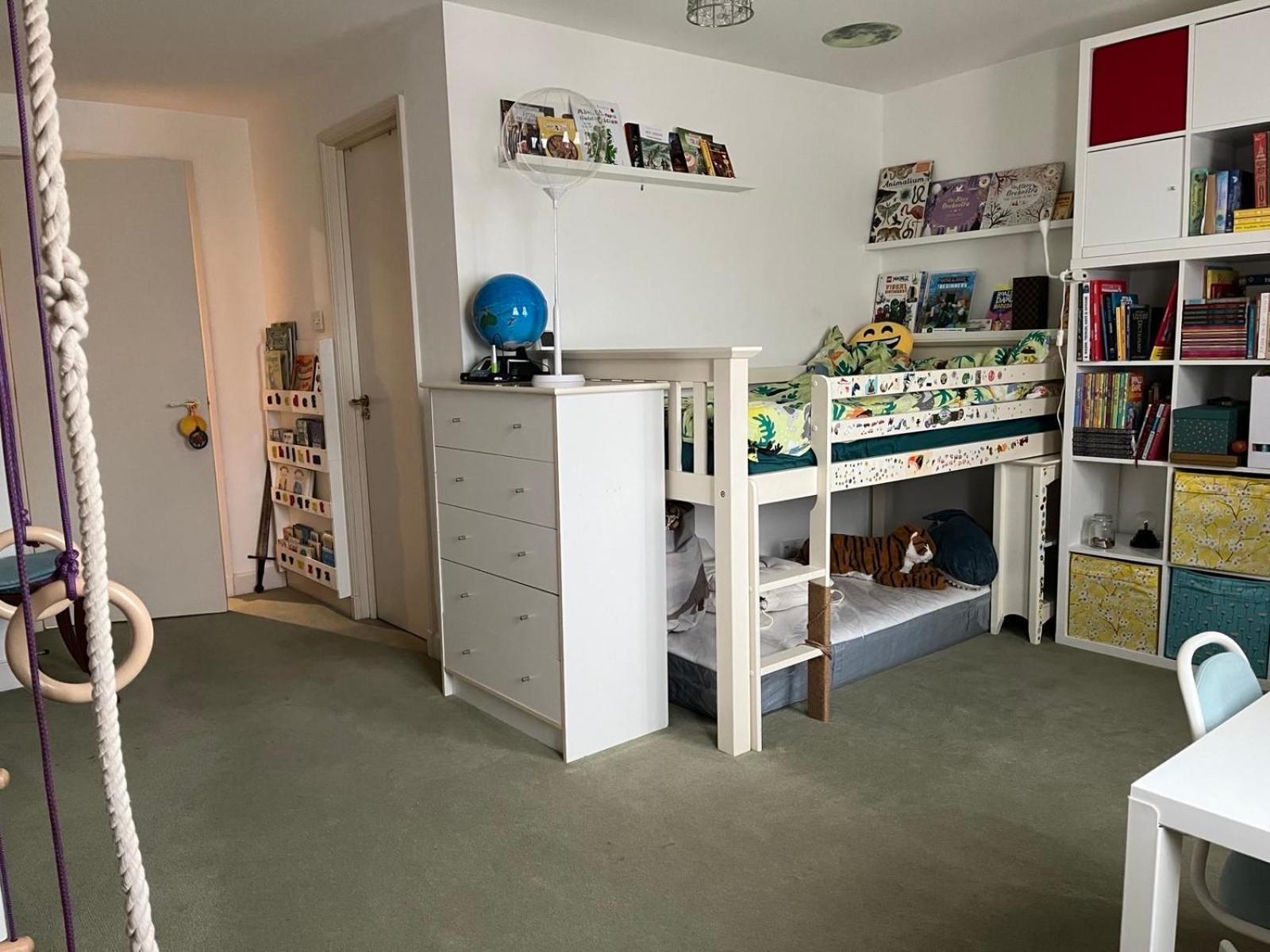 Beautiful 2 Bedroom Apartment London