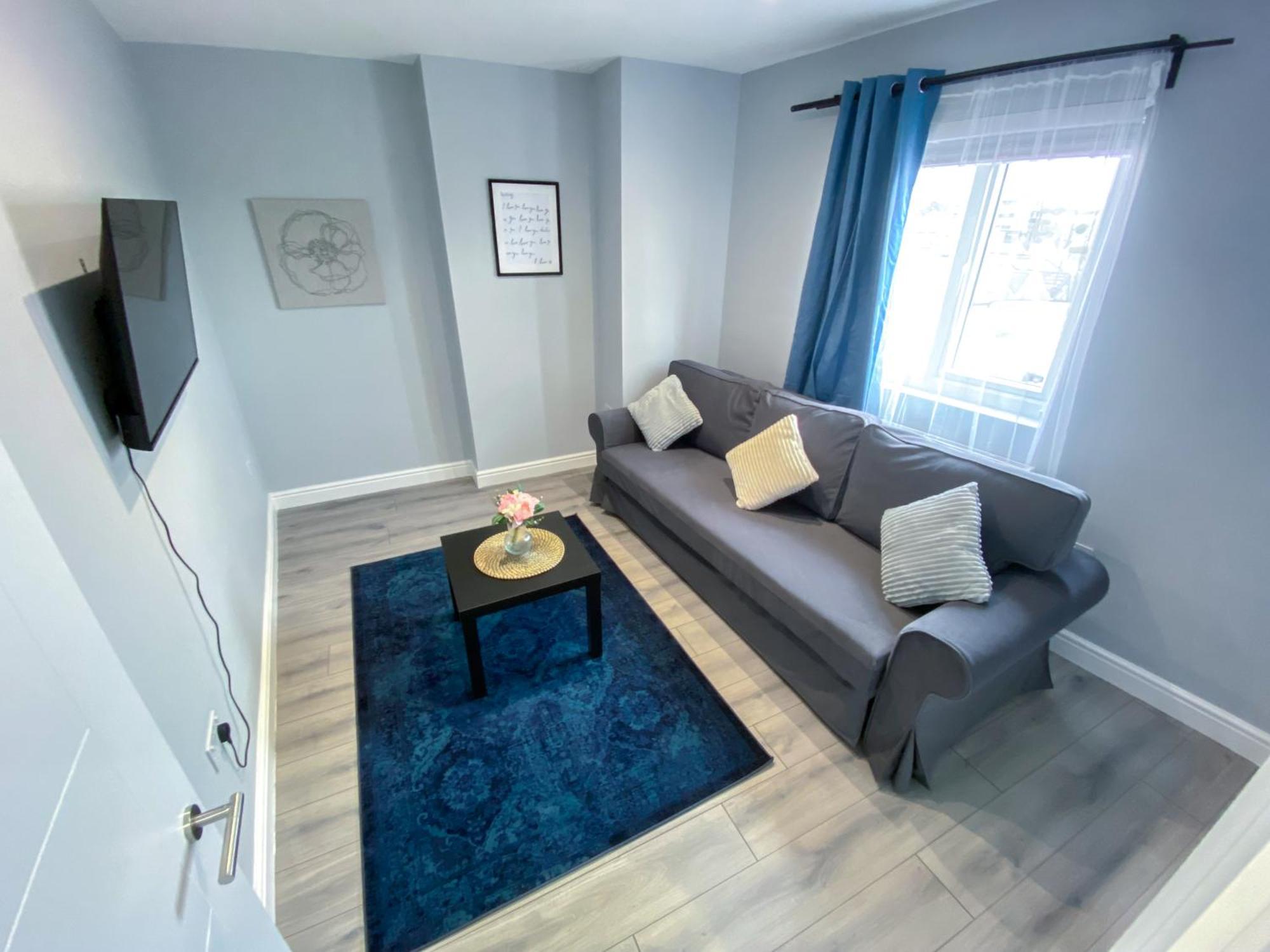 Apartamento Large 1-bedroom Flat, 5 Guest, - F4 Londres