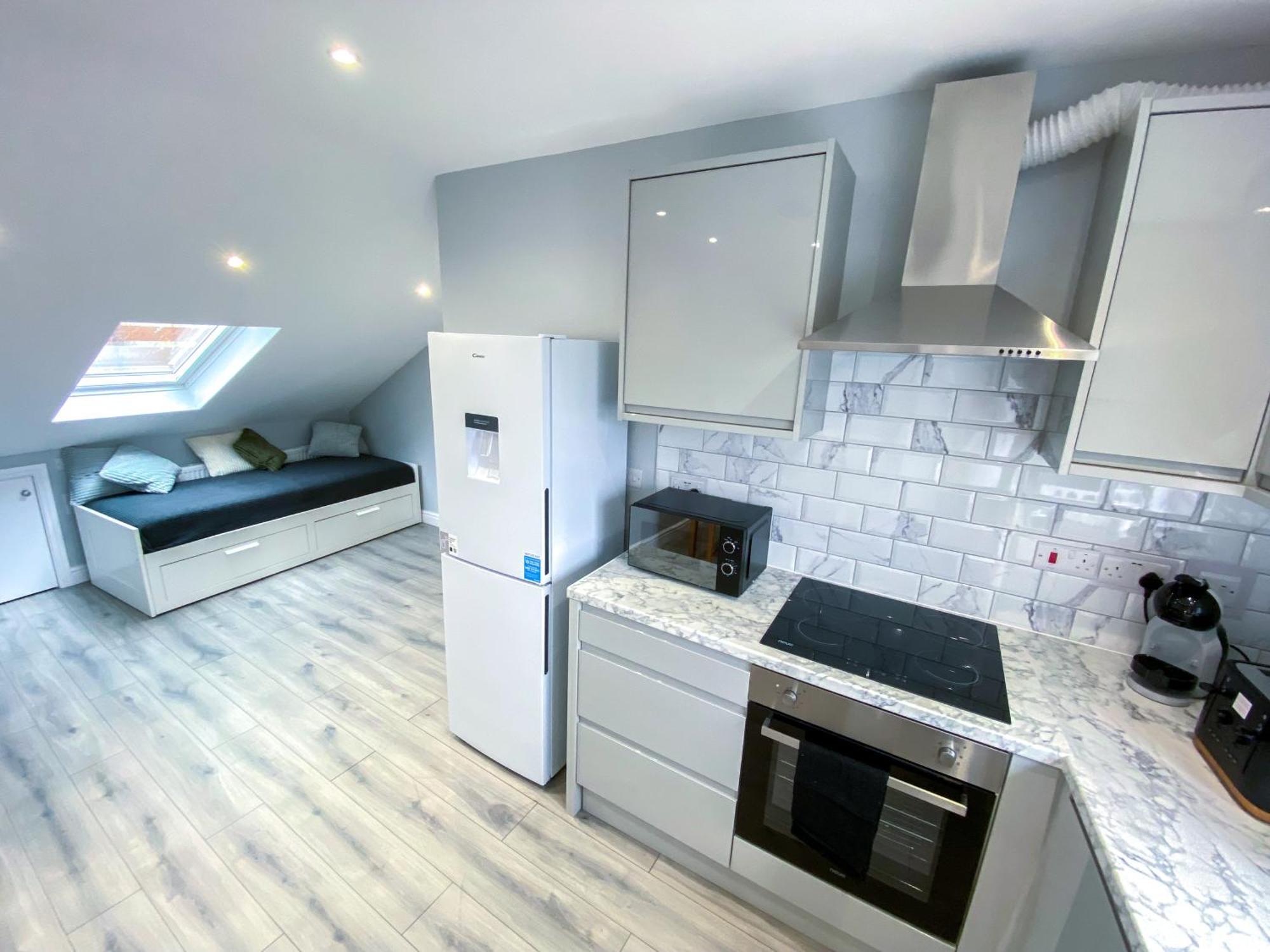 Large 1-bedroom Flat, 5 Guest, - F4 Apartamento