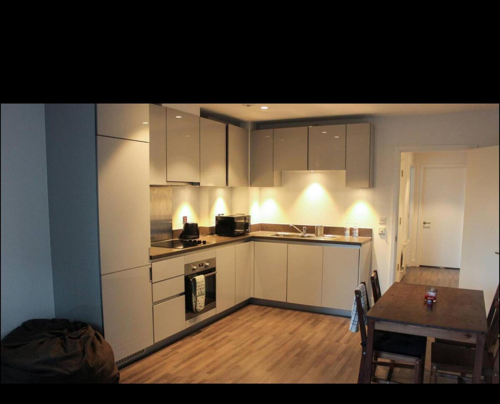 Charming With 2 Bedrooms * Londres