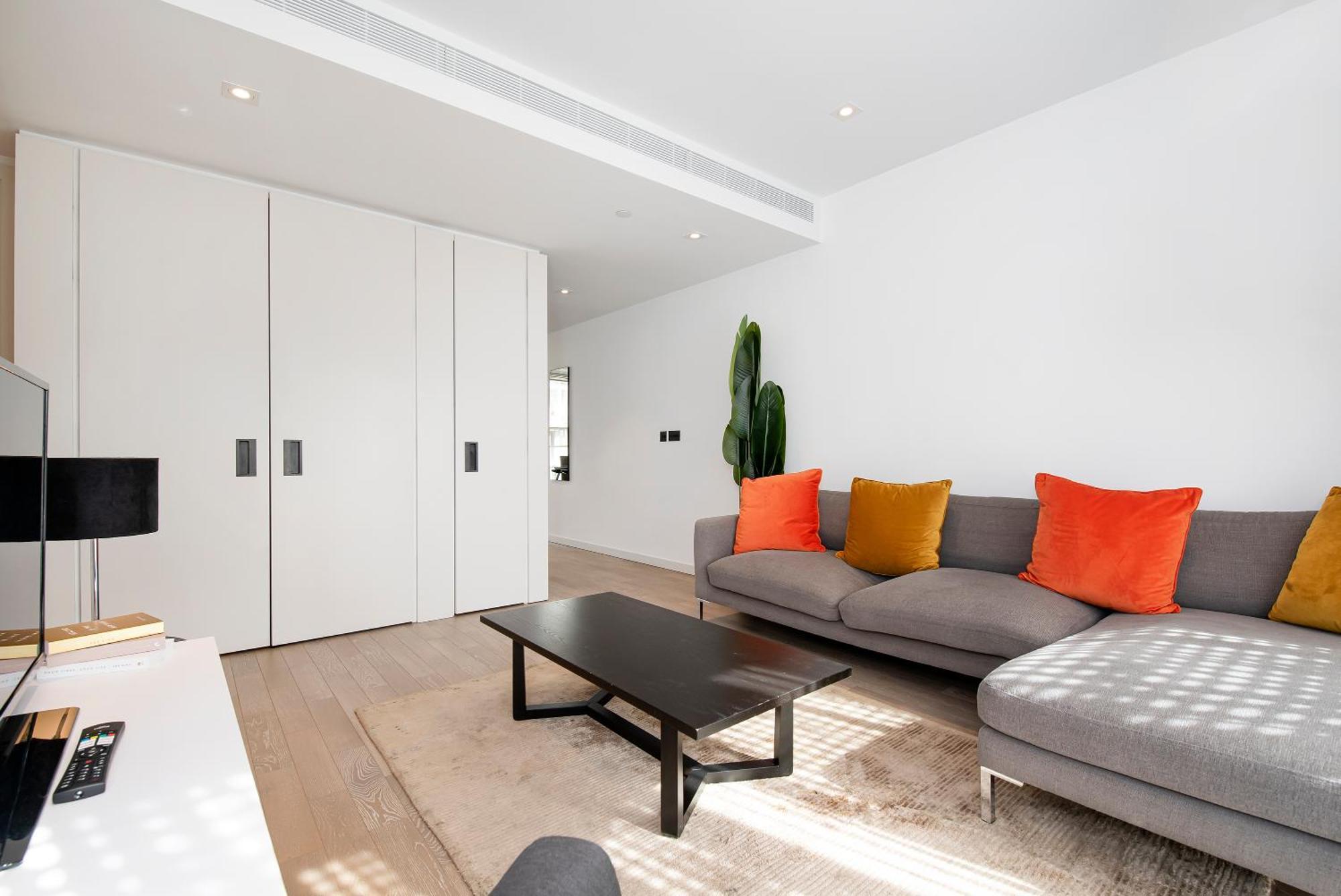 Modern 2 Bed Battersea Power Station Londen