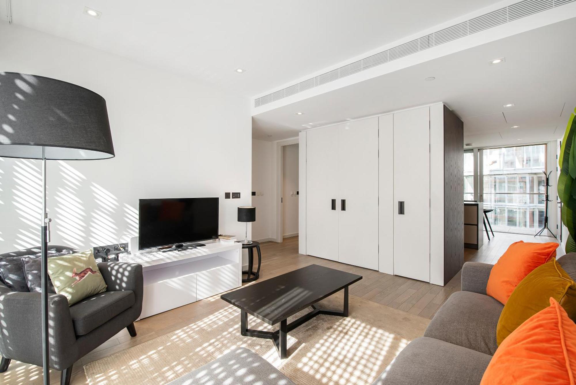 Modern 2 Bed Battersea Power Station Appartement *