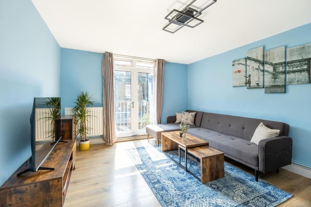 Magnificent 3br With Balcony * Londres