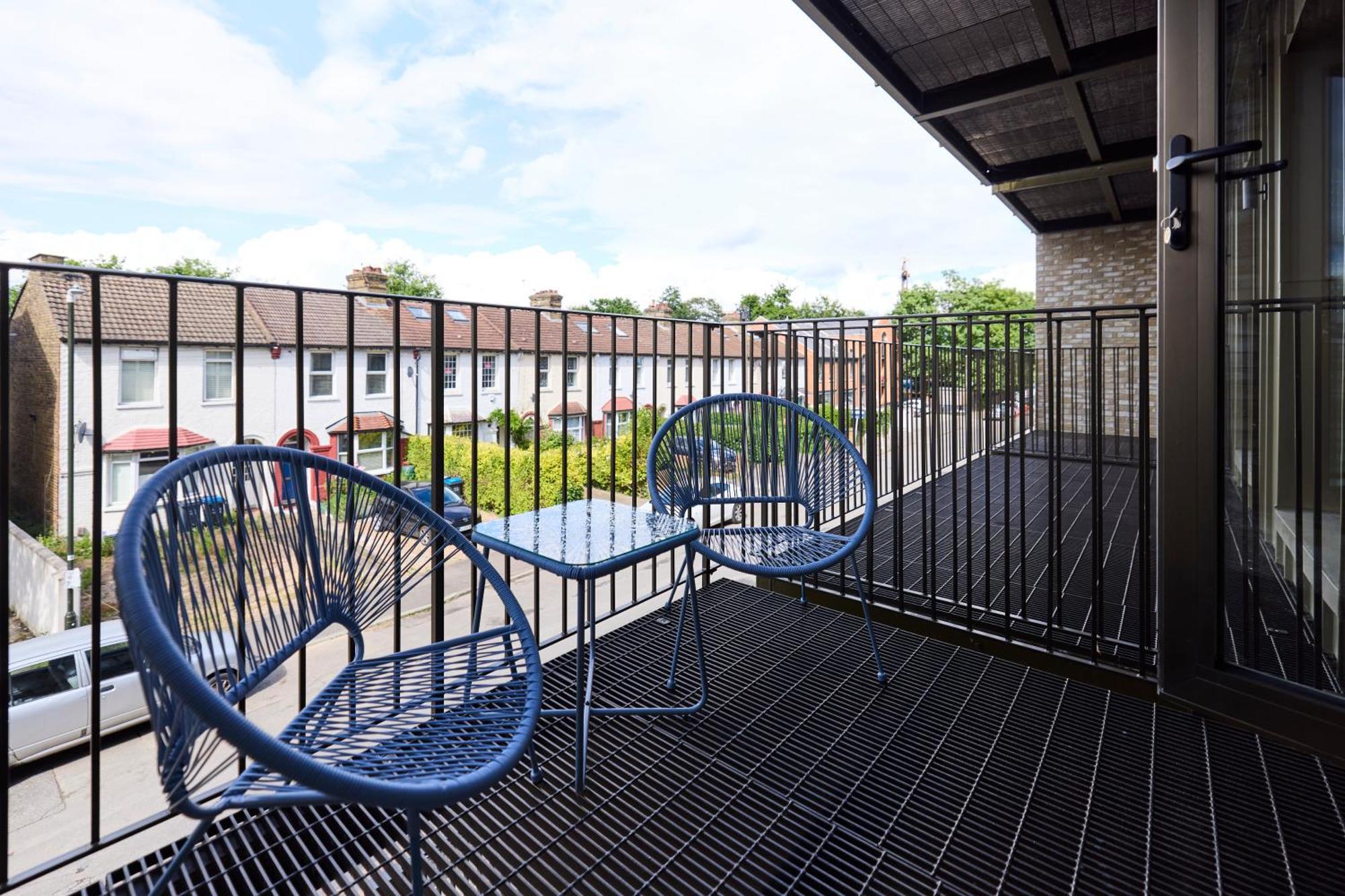 The South Wimbledon Hideout - Fancy 1bdr Flat With Balcony Appartement