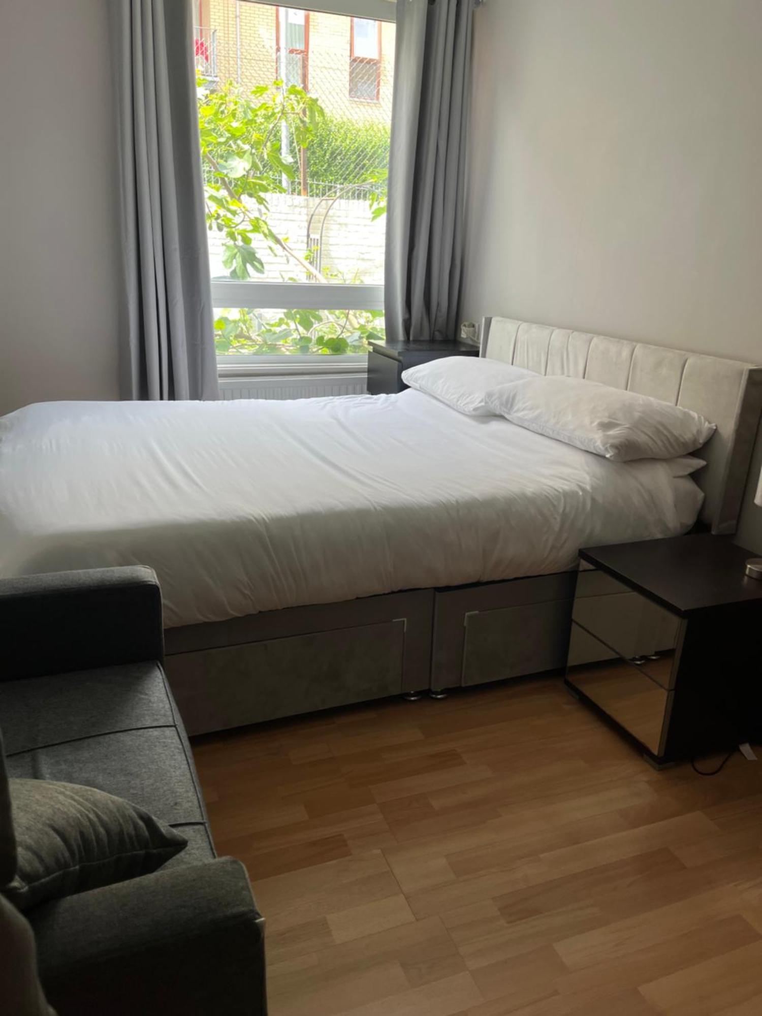 1 Bedroom Garden Flat Zone 2 Apartamento *