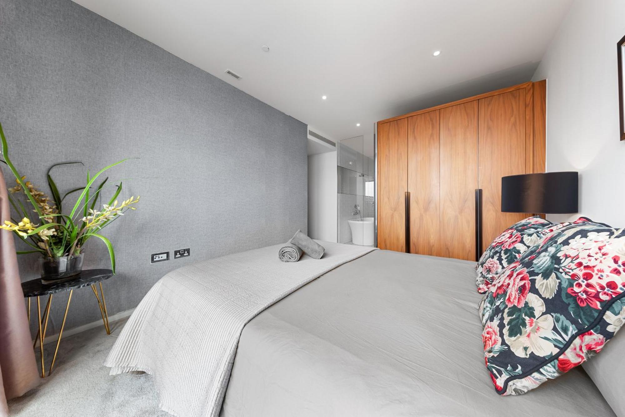 Spectacular Riverview Two Bedroom Luxury Designer Apartment-ac-parking-wifi-2 Bathrooms Appartement