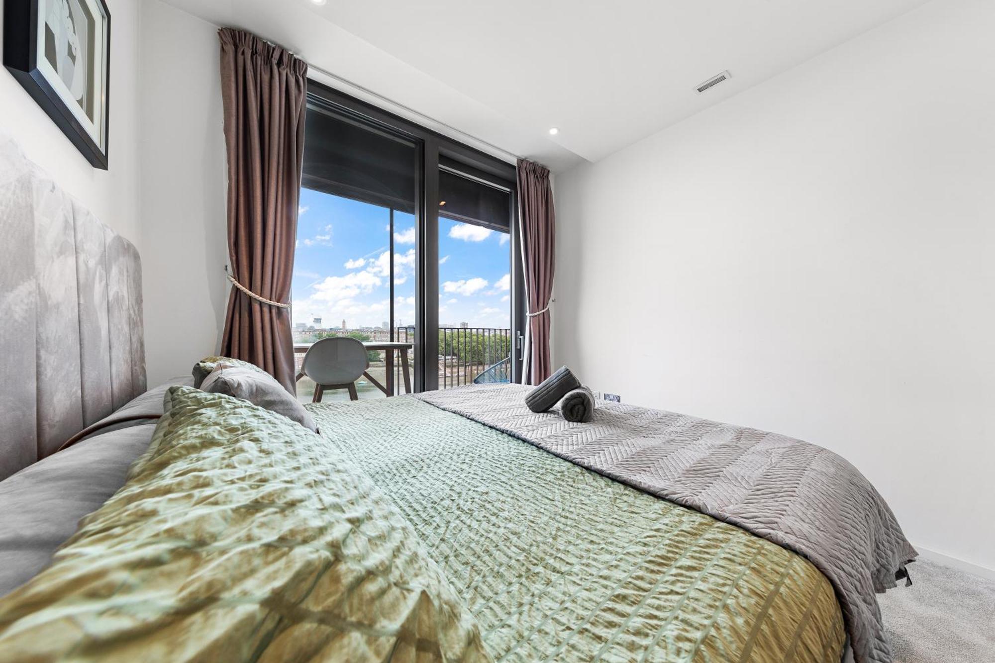 Spectacular Riverview Two Bedroom Luxury Designer Apartment-ac-parking-wifi-2 Bathrooms Appartement