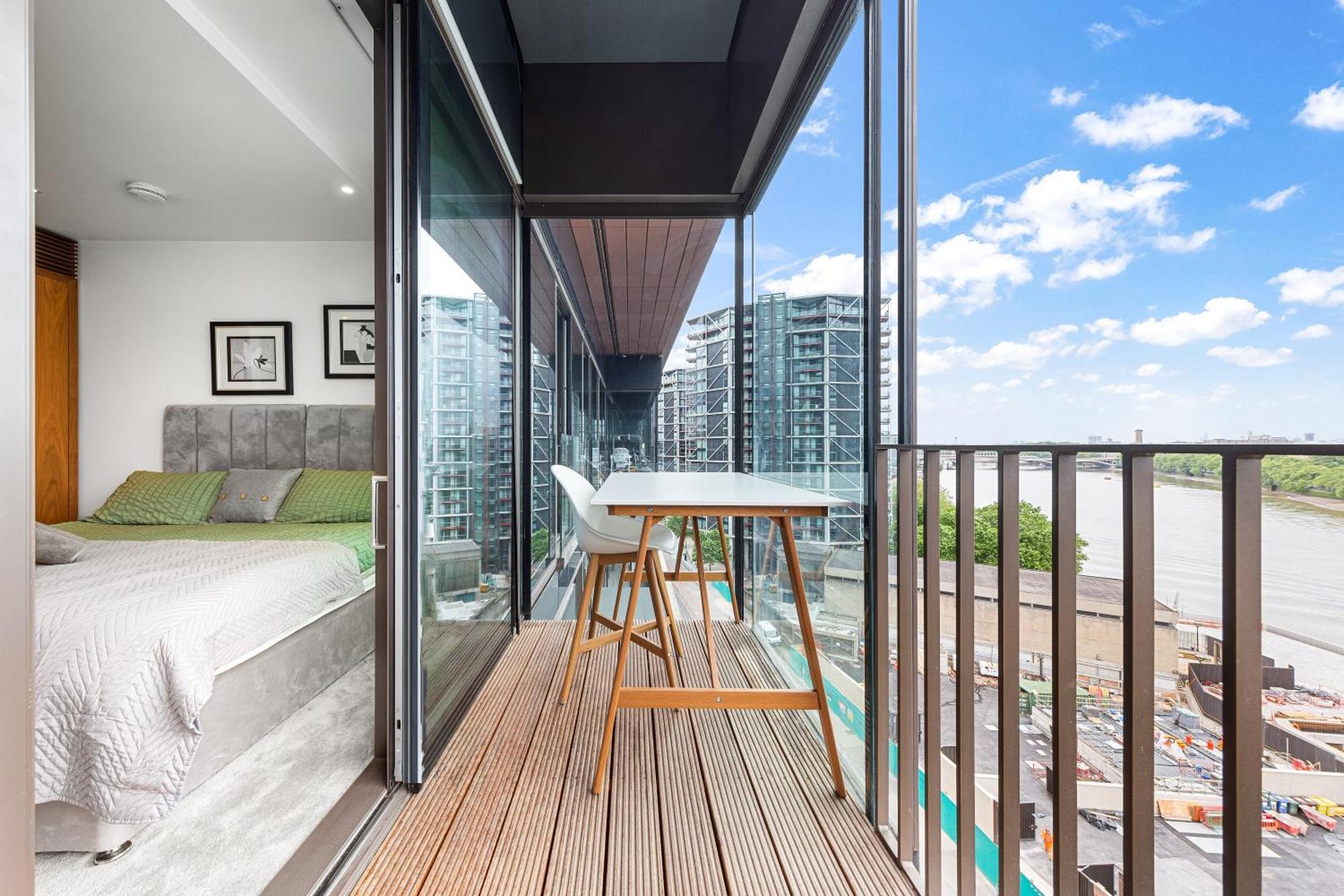 Appartement Spectacular Riverview Two Bedroom Luxury Designer Apartment-ac-parking-wifi-2 Bathrooms Londres
