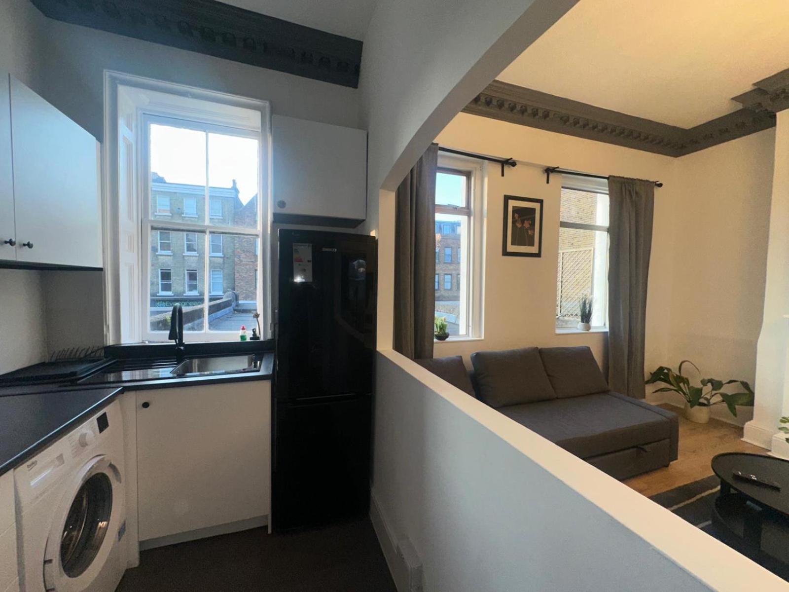 First Floor One Bed In West Londres