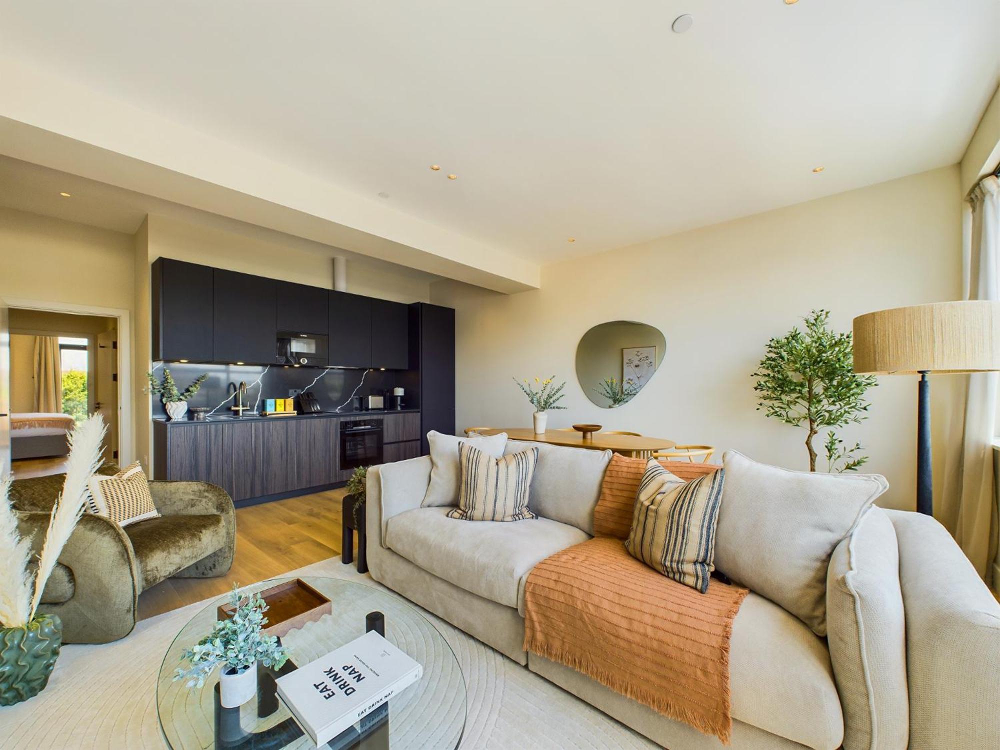 Be - The St Pancras Residences Apartment *
