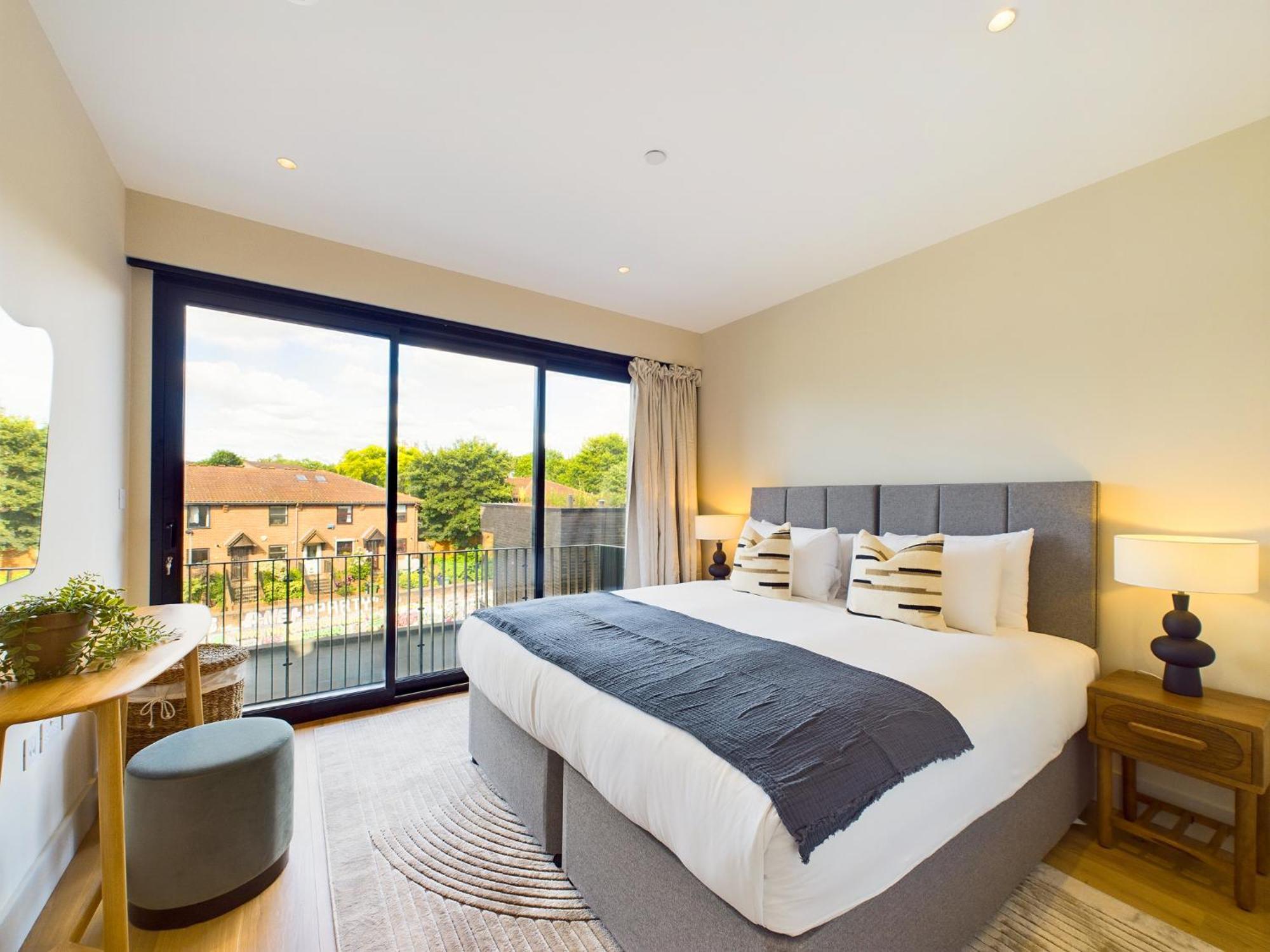 Be - The St Pancras Residences Apartment *