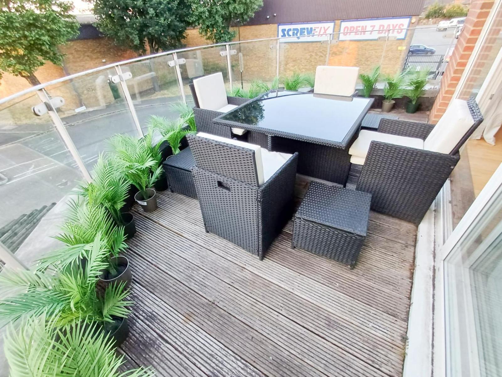 Clapham Court Penthouse *