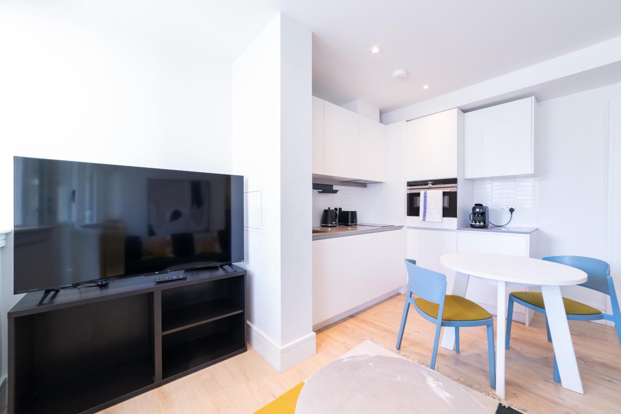 Stylish Retreats On Olympic Way Appartement Londres