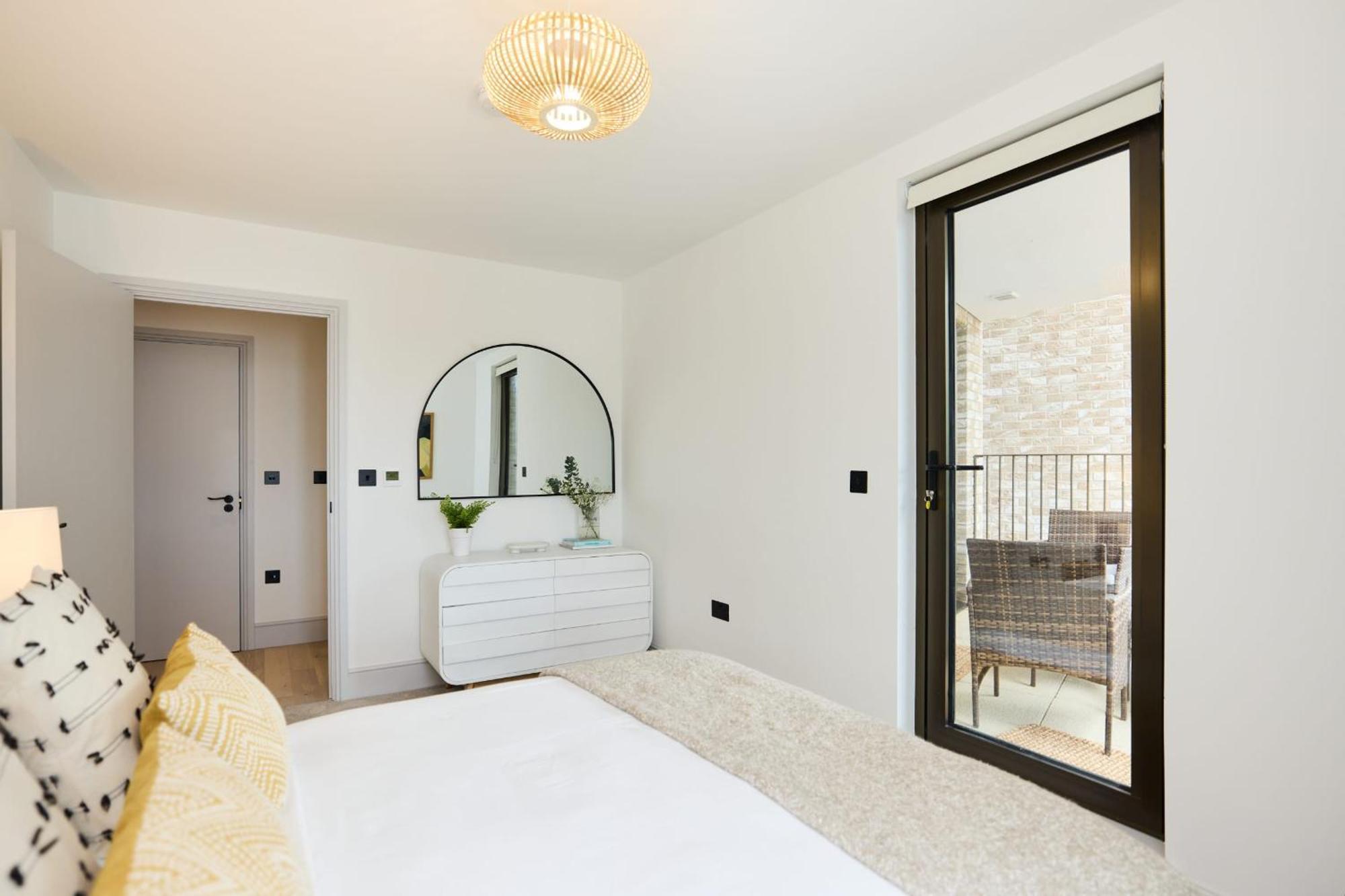 Apartment The South Wimbledon Escape - Lovely 3bdr With Balcony London