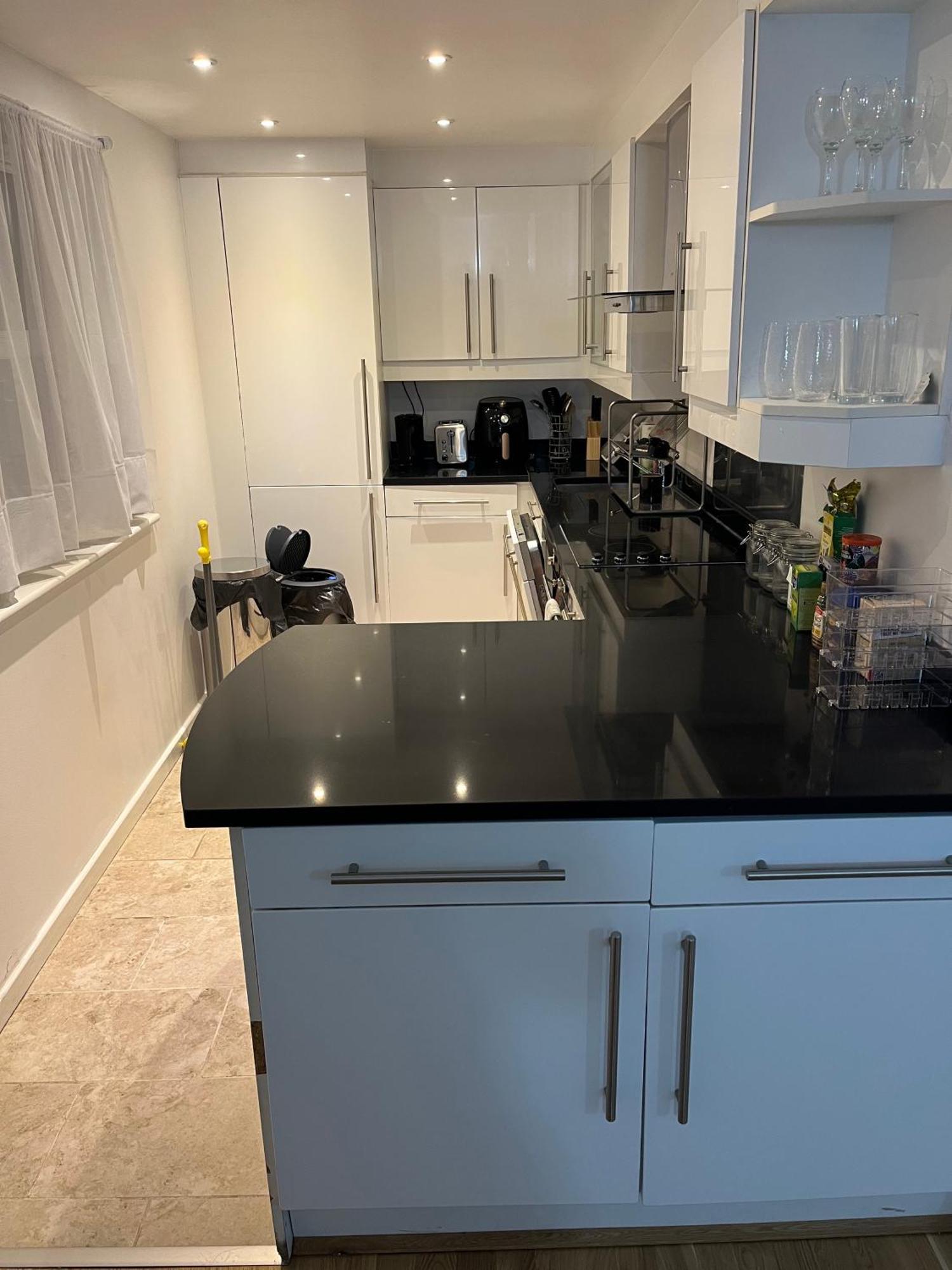 Roomzzz Near The Excel Exhibition Centre Royal Victoria O2 Arena Central 24 Hour Self Check-in Maison d'hôtes Londres