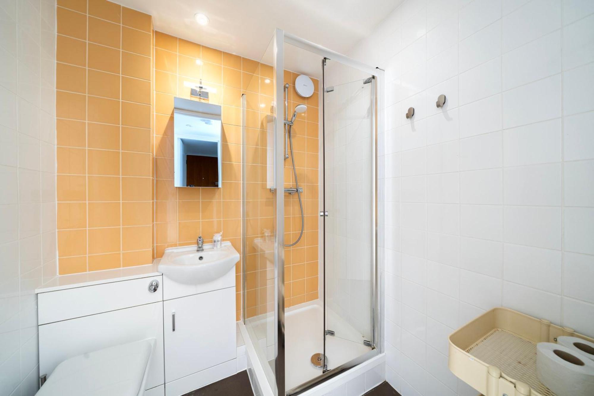 Apartamento Charming 3br Flat In Londres