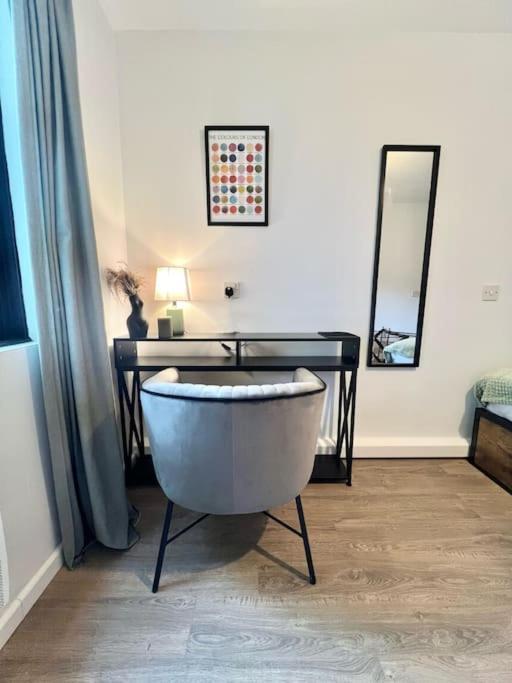 Apartamento Gorgeous Flat 10 Min Walk To Stadium Free Parking *