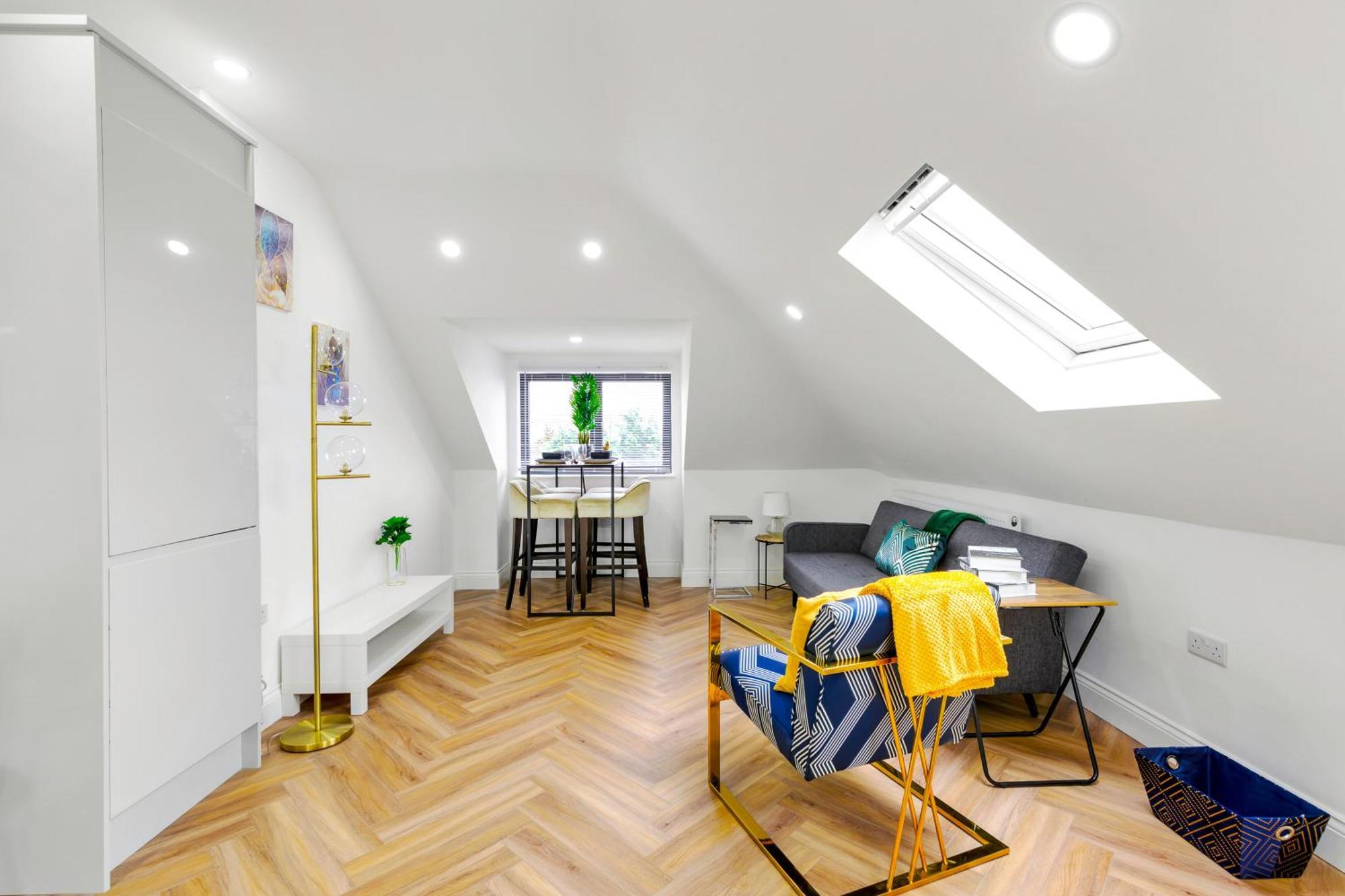 Lux 5 Occupancy Flat Free Parking & Views Apartamento *