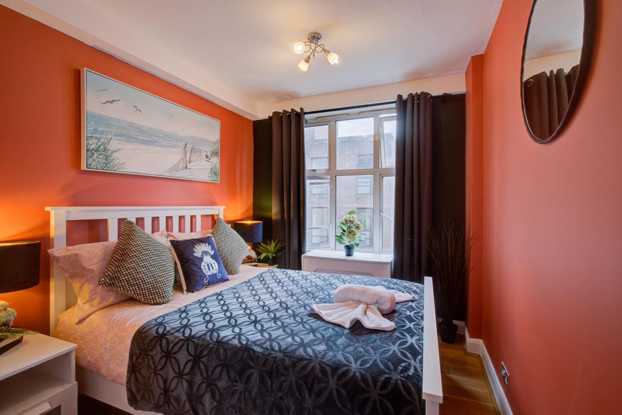 Apartamento 2 Bedroom And Living Flat In Central *