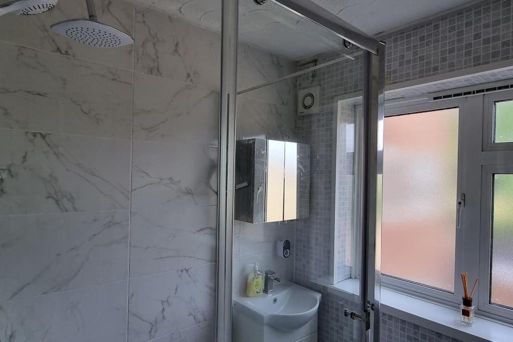 Entire Flat In Alexandra Palace Apartamento *