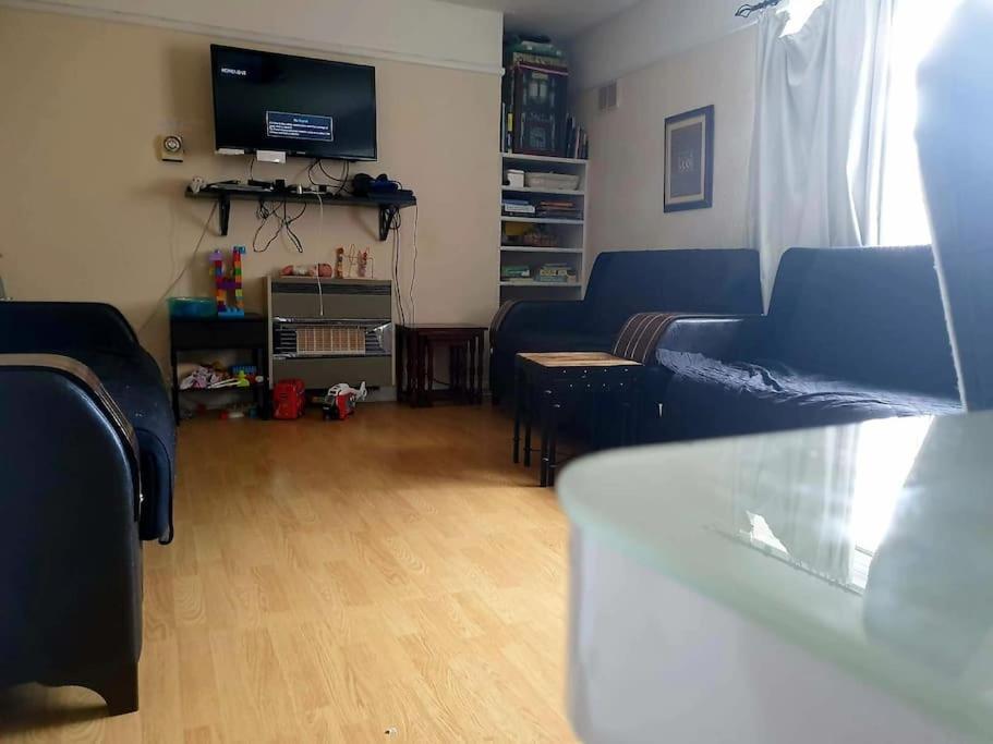 Apartamento Entire Flat In Alexandra Palace Londres