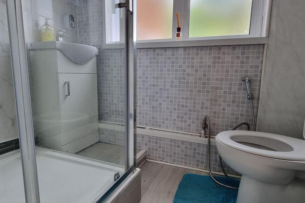 Entire Flat In Alexandra Palace * Londres