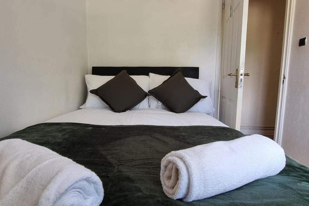 Apartamento Entire Flat In Alexandra Palace Londres