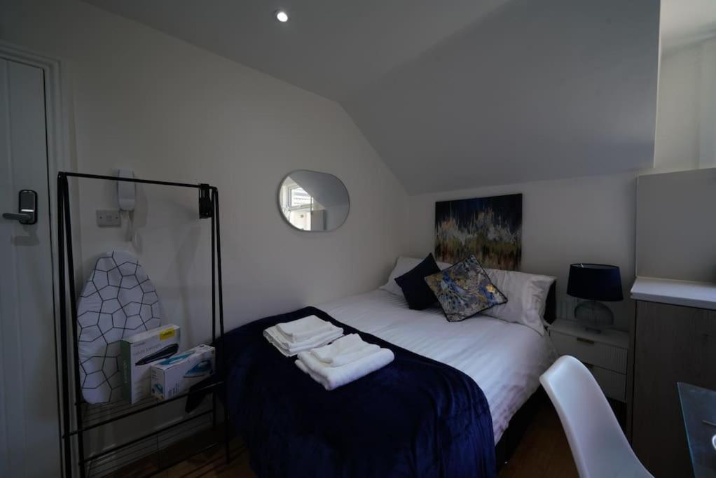 New Private 6 * Londres