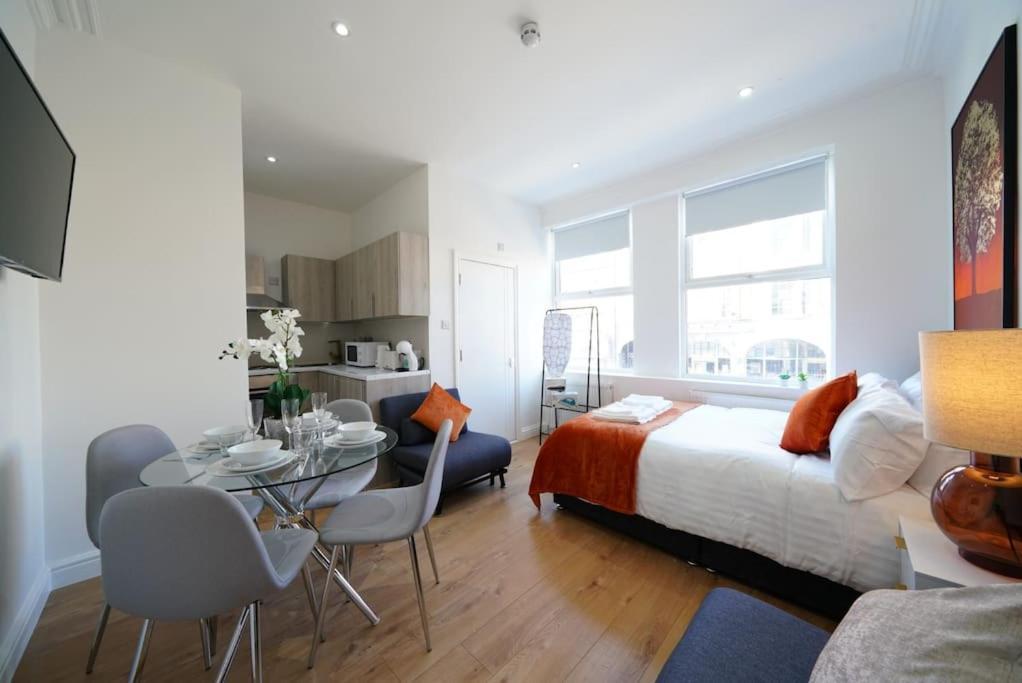 Apartment New Private 2 London