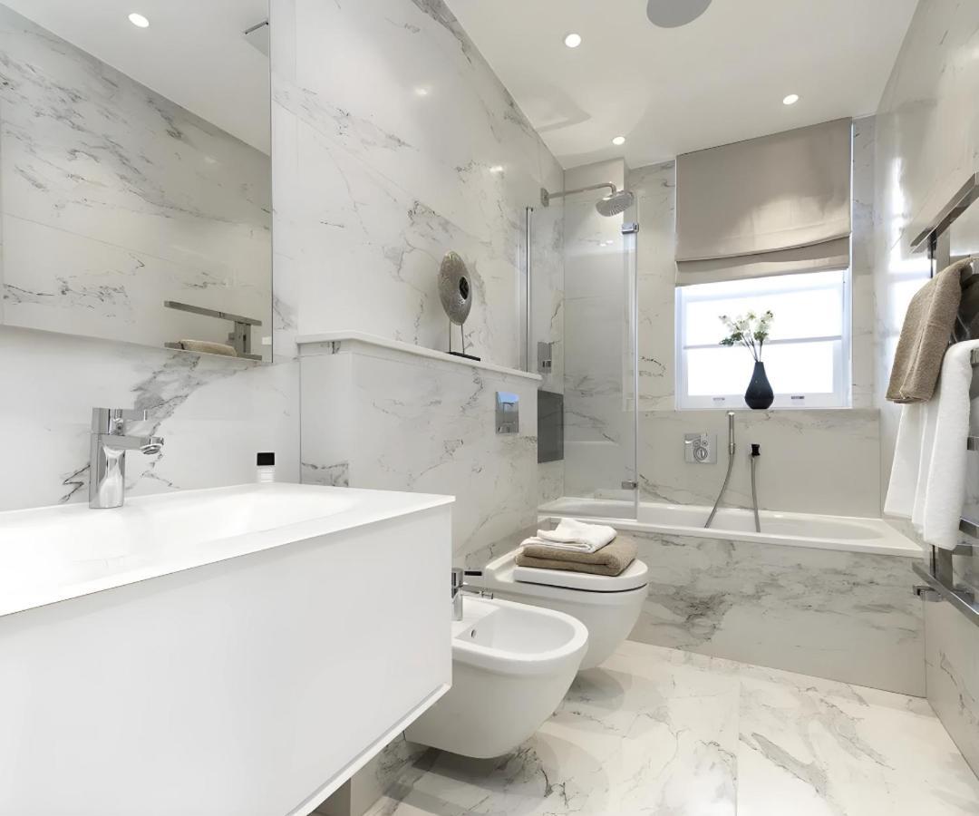 Holiday home Ultimate 220 Sqm Luxury Townhouse By Mayfair