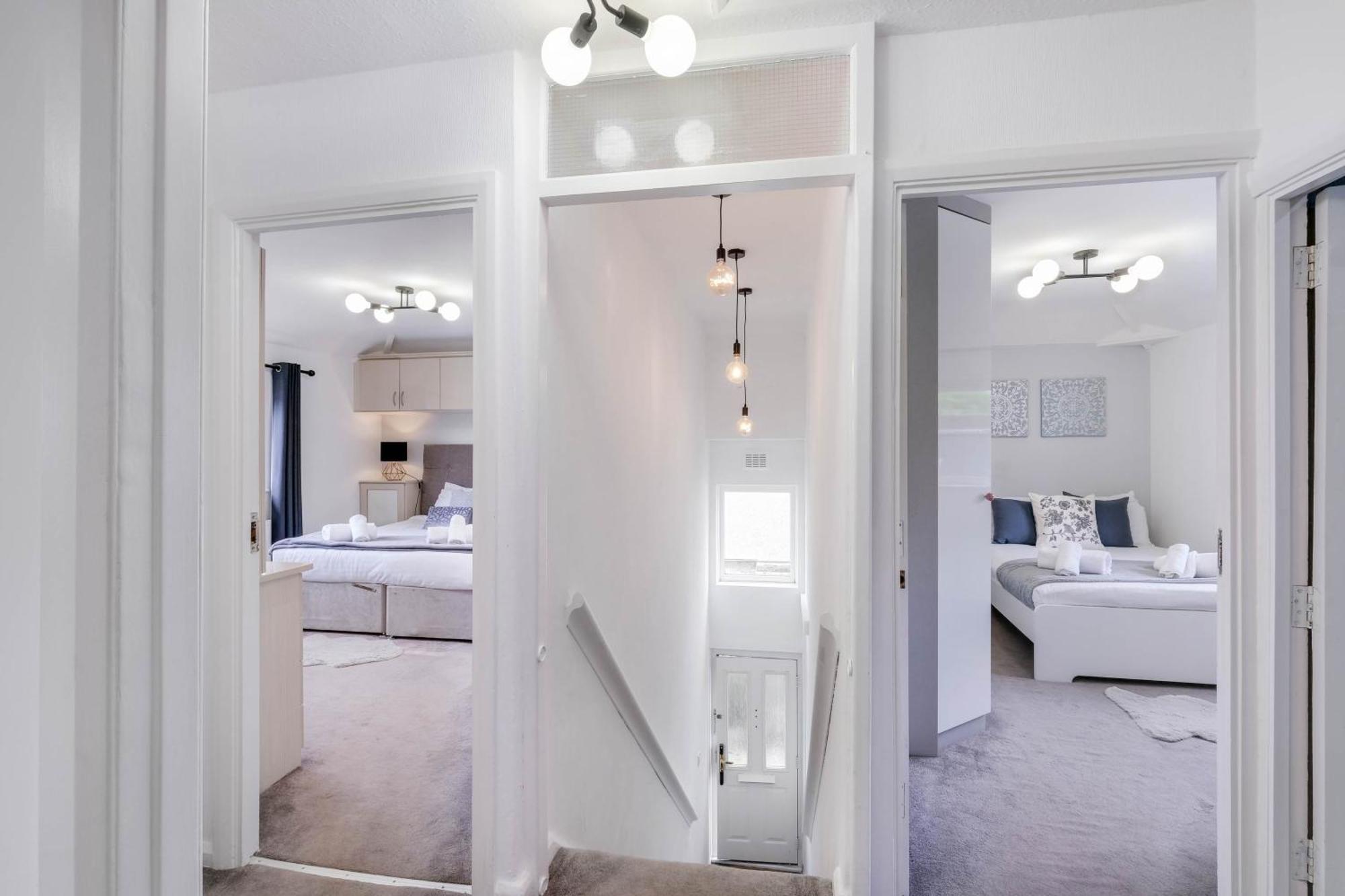 Hanwell 2 Bedroom Maisonette By 360stays Appartement Londres