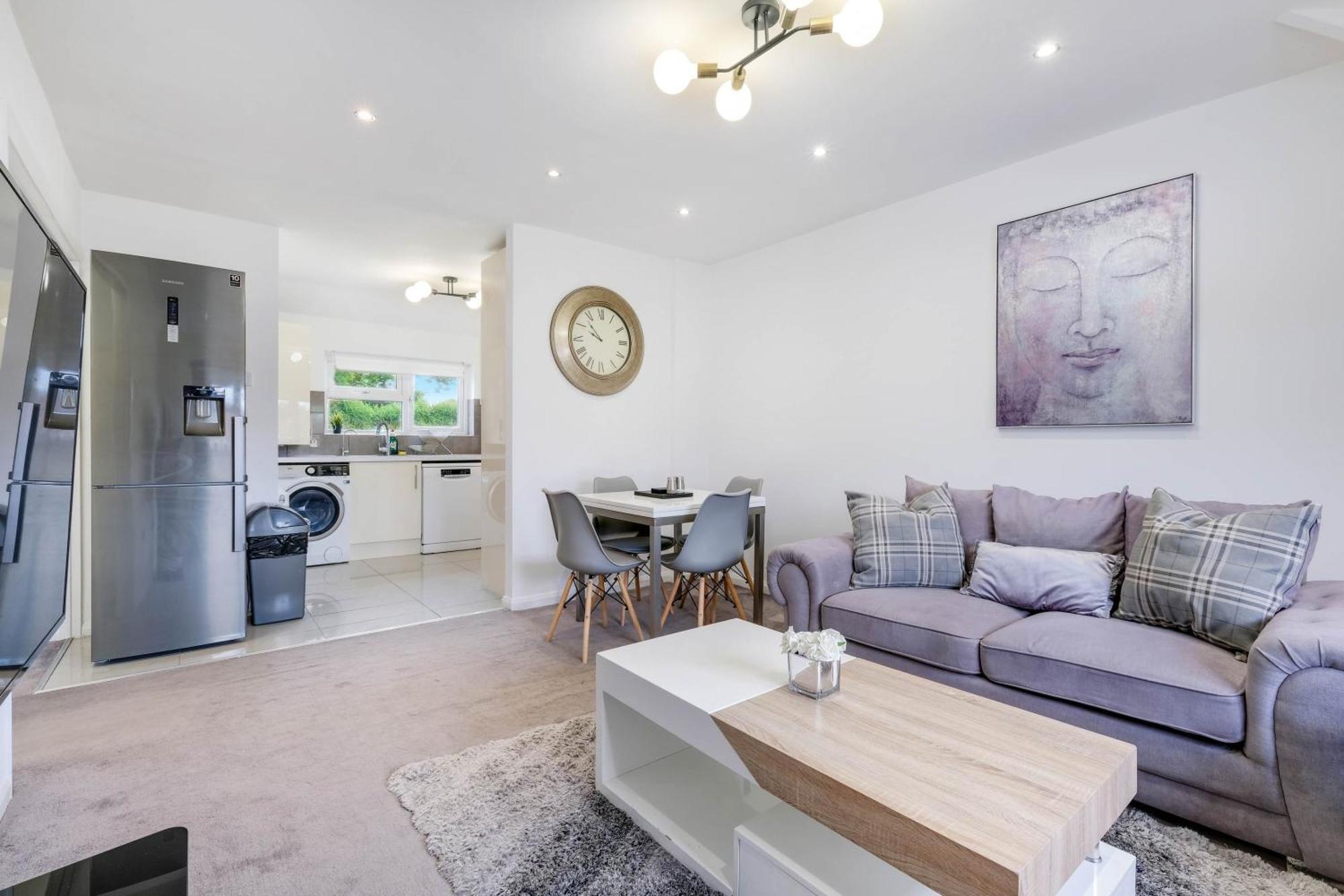 Appartement Hanwell 2 Bedroom Maisonette By 360stays *